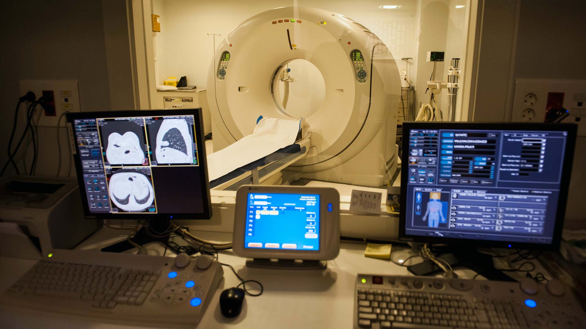 Image of a CT Scanner